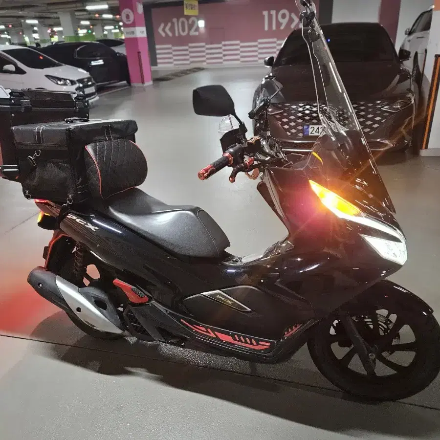 PCX125 배달세팅완료 팝니다.