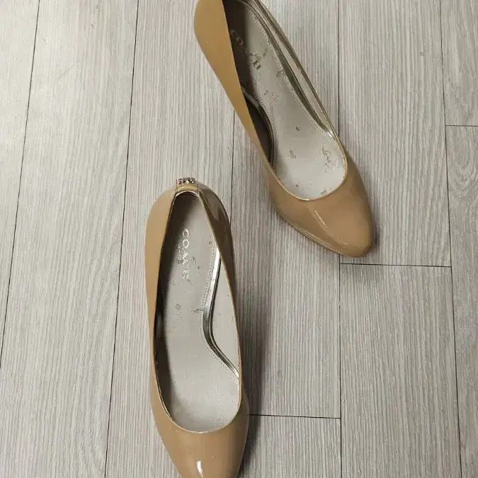 정품 코치 누드힐 9.5cm Coach nude heels 245