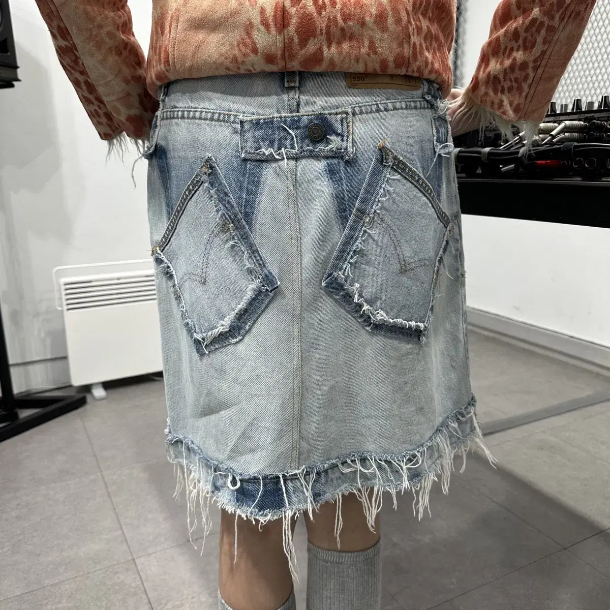 Levi's 연총 커스텀 미디 스커트