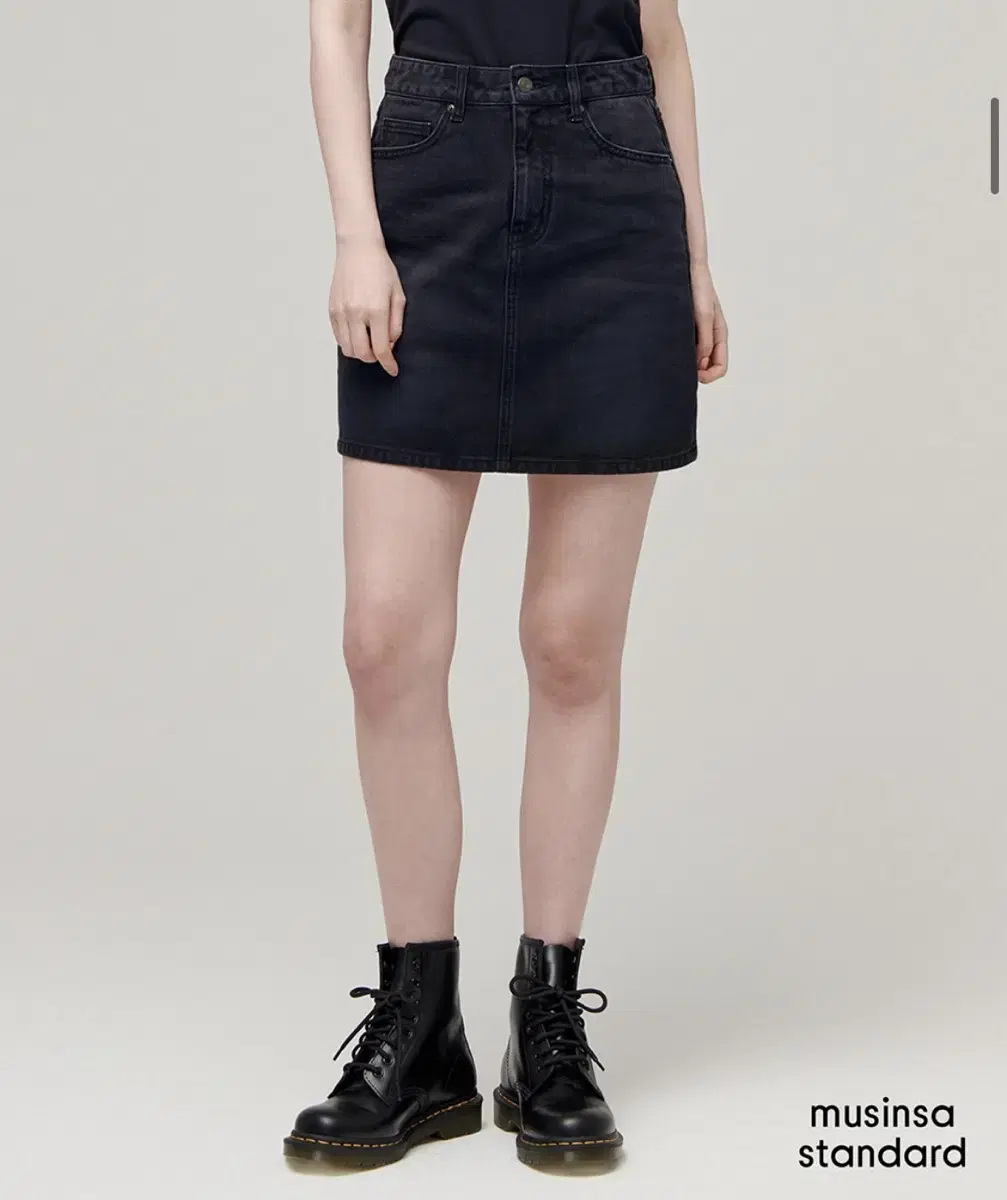 Shirtless Standard Denim Mini Skirt S