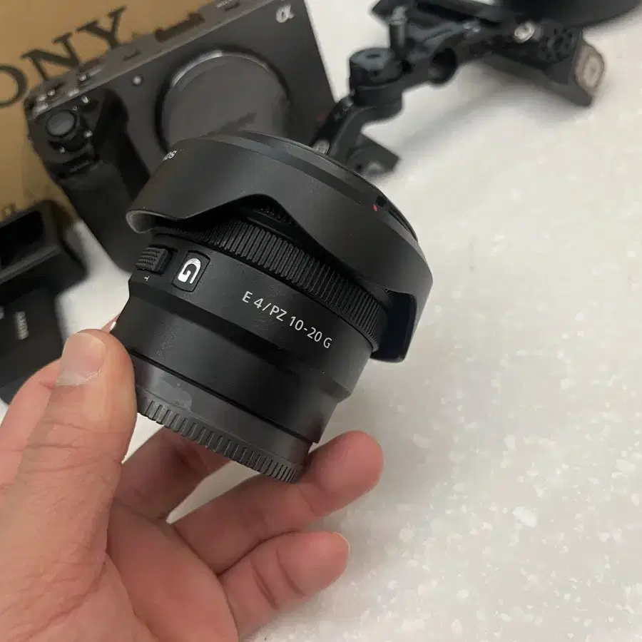 sony 10-20 g lens