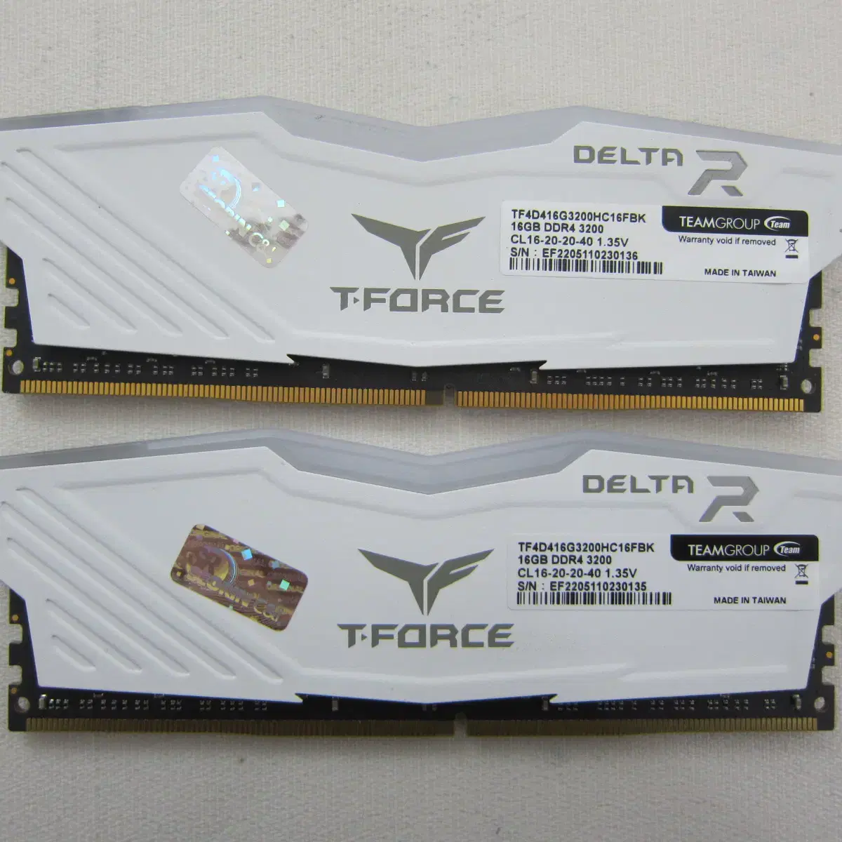 팀그룹 T-Force DDR4-3200 CL16 32G(16Gx2 )