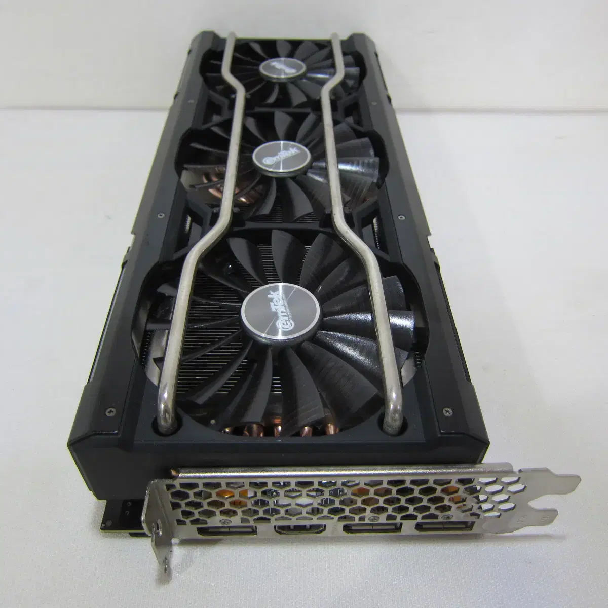 이엠텍 RTX2070 SUPER BLACK MONSTER D6 8GB