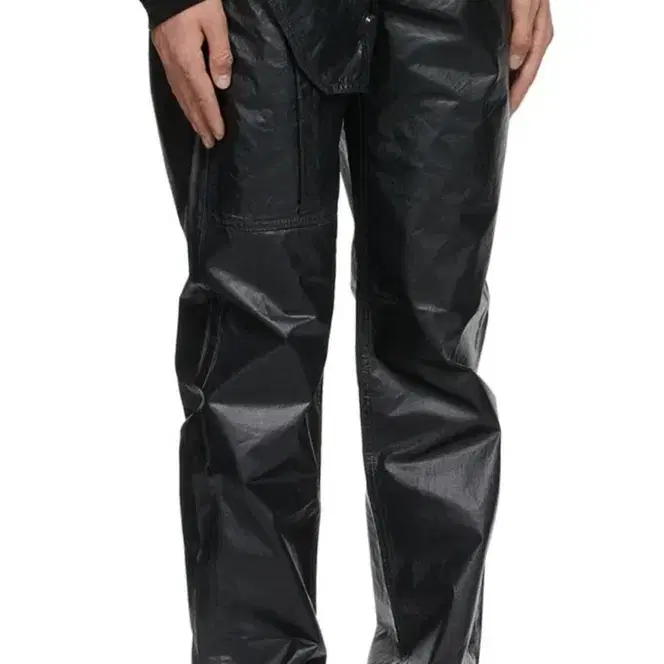 1017 ALYX 9SM BLACK MOONLIT CARGO JEANS