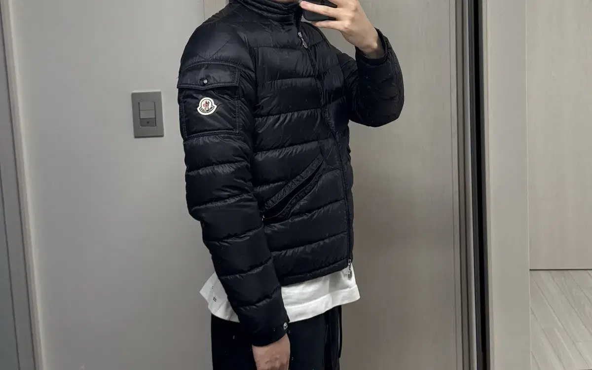 Moncler Agay Black size 2