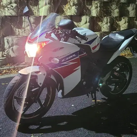 14년혼다 CBR125 R 오토바이