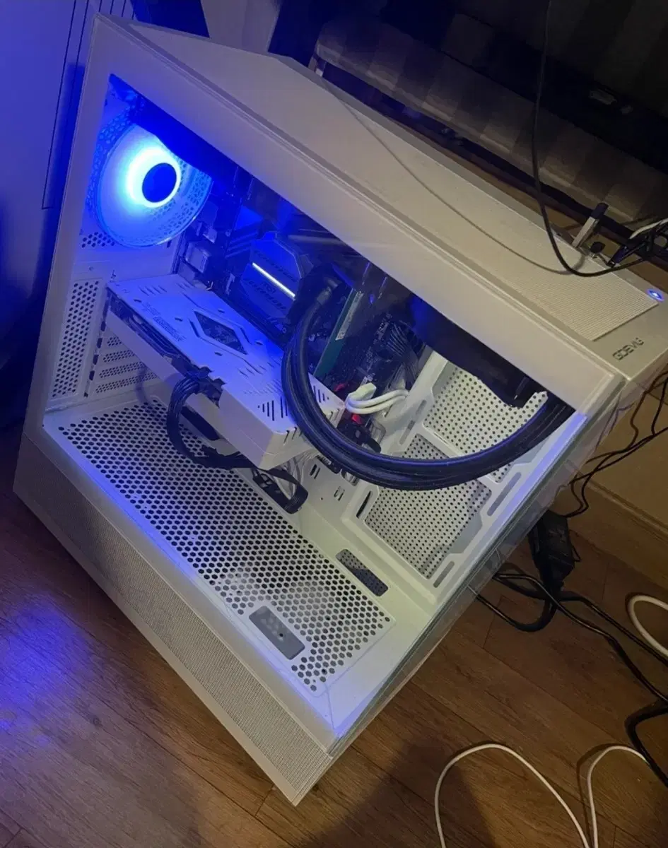 초고사양 게이밍컴퓨터 i7-14700k  rtx3060ti