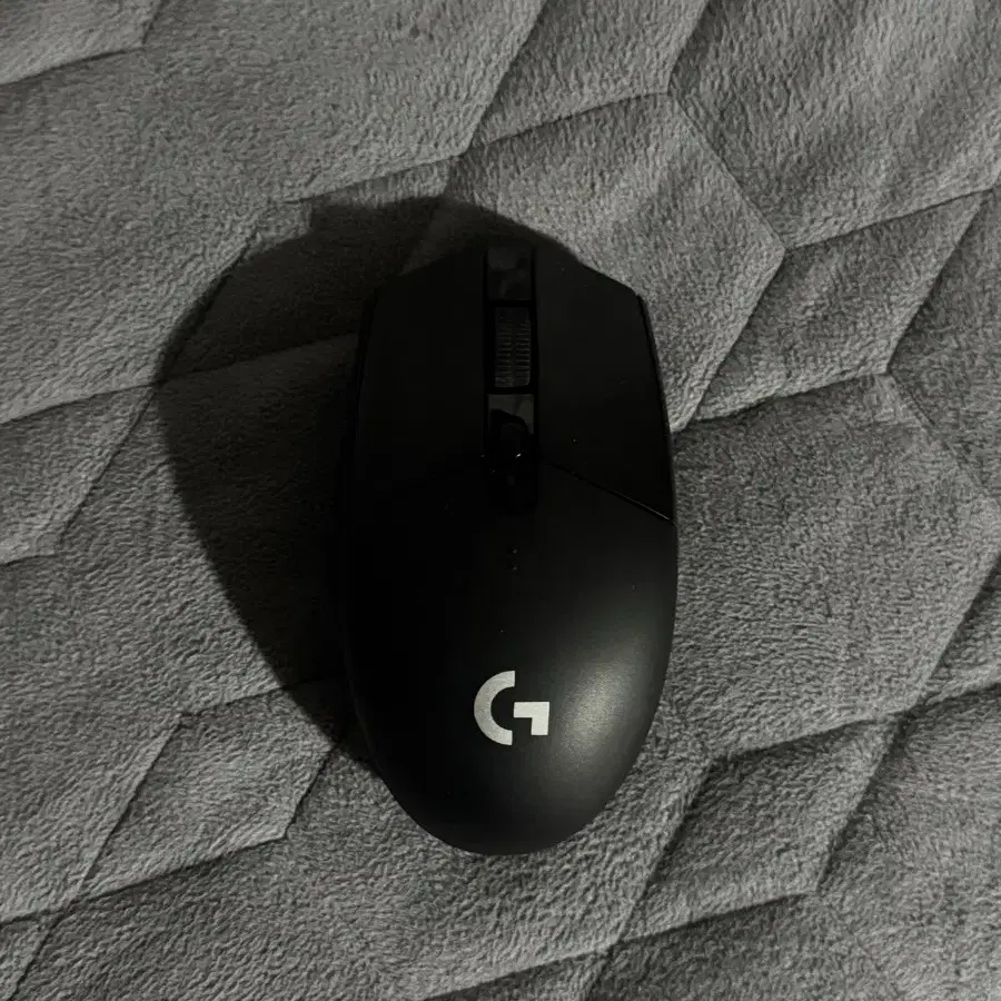 로지텍 G304 무선 마우스