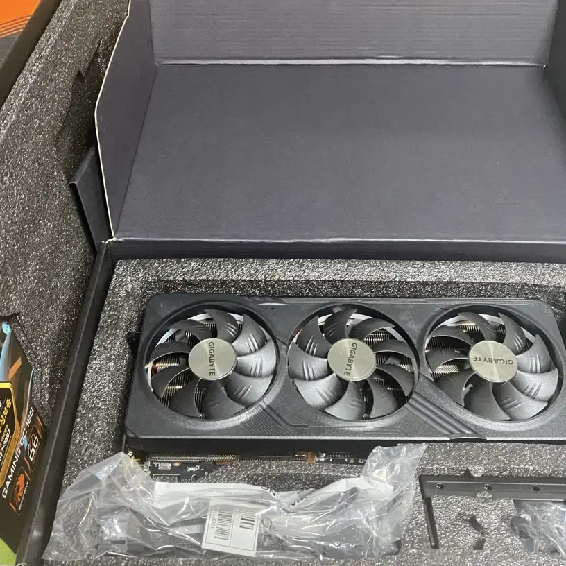 Rtx4070 ti super Gaming OC D6X 16GB 제이씨현