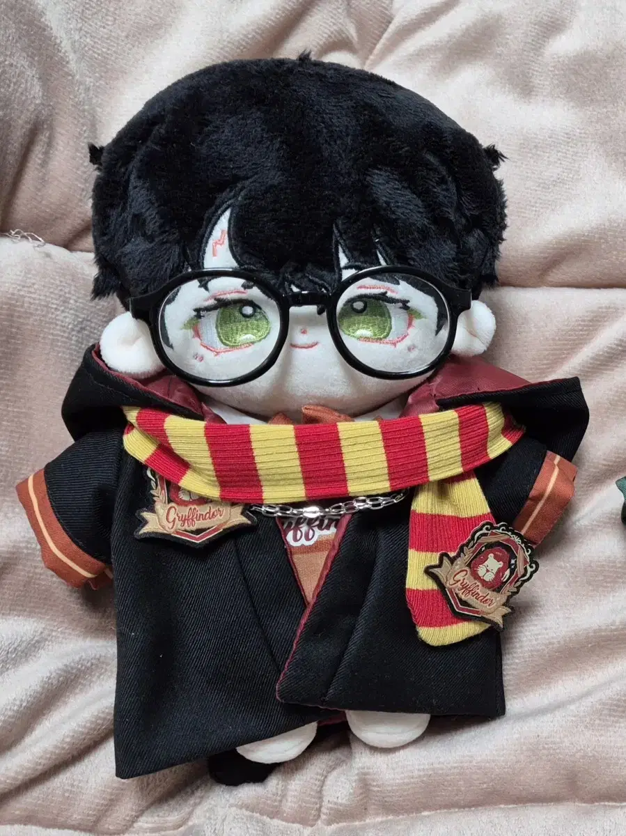 20cm Somyi Doll Harry Potter Hogwarts Gryffindor Attribute Costume Wardrobe for sale.