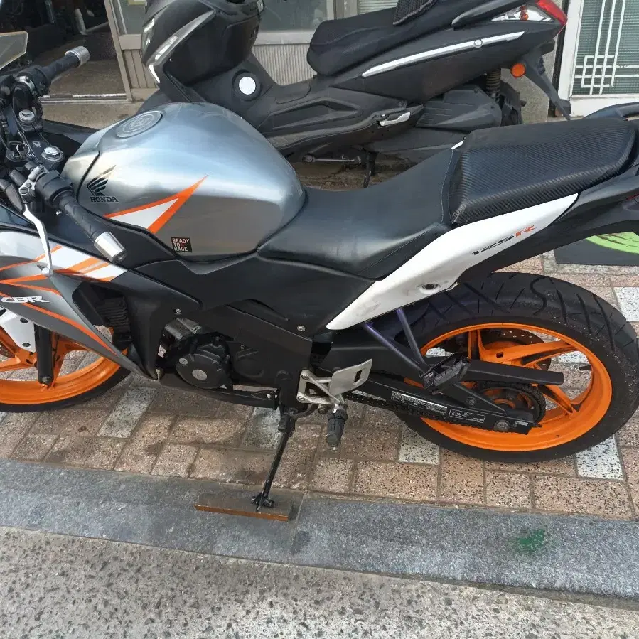 혼다CBR125R