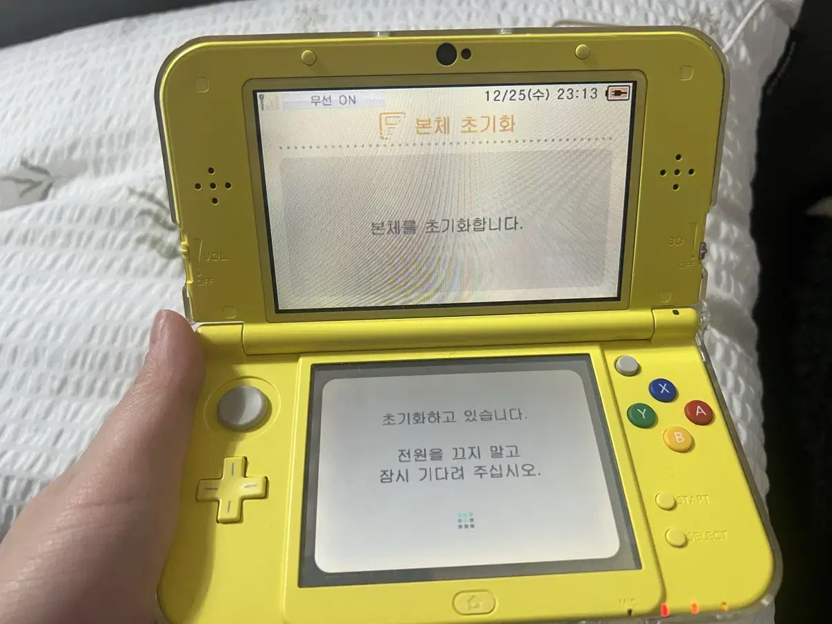 닌텐도3ds xl 피카츄 에디션 S급