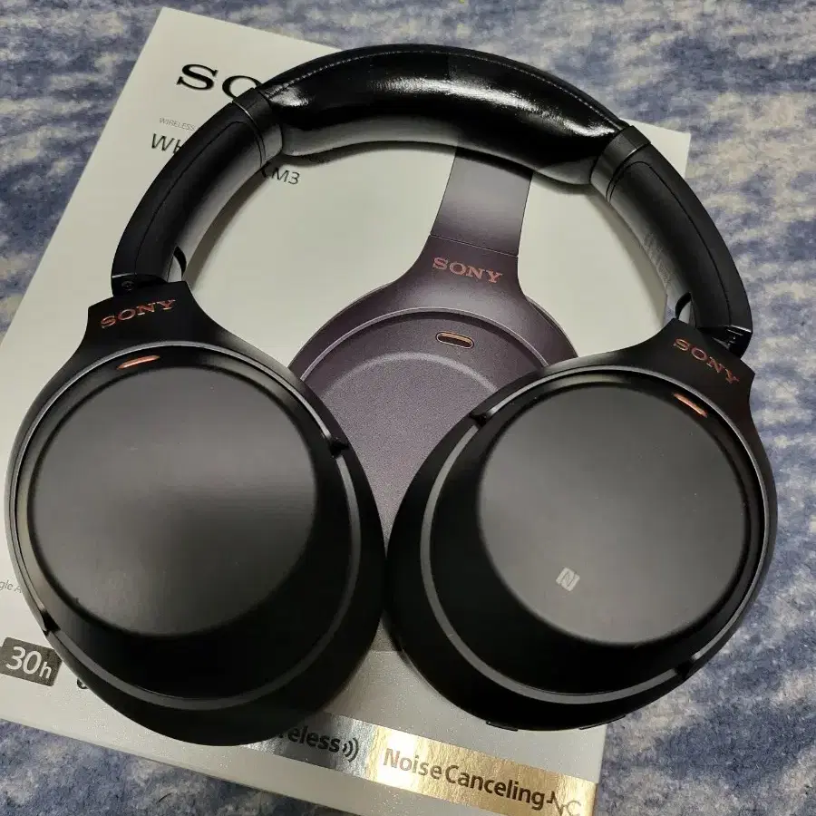 SONY WH-1000XM3 노이즈 캔슬링 헤드셋 박풀 판매 합니다