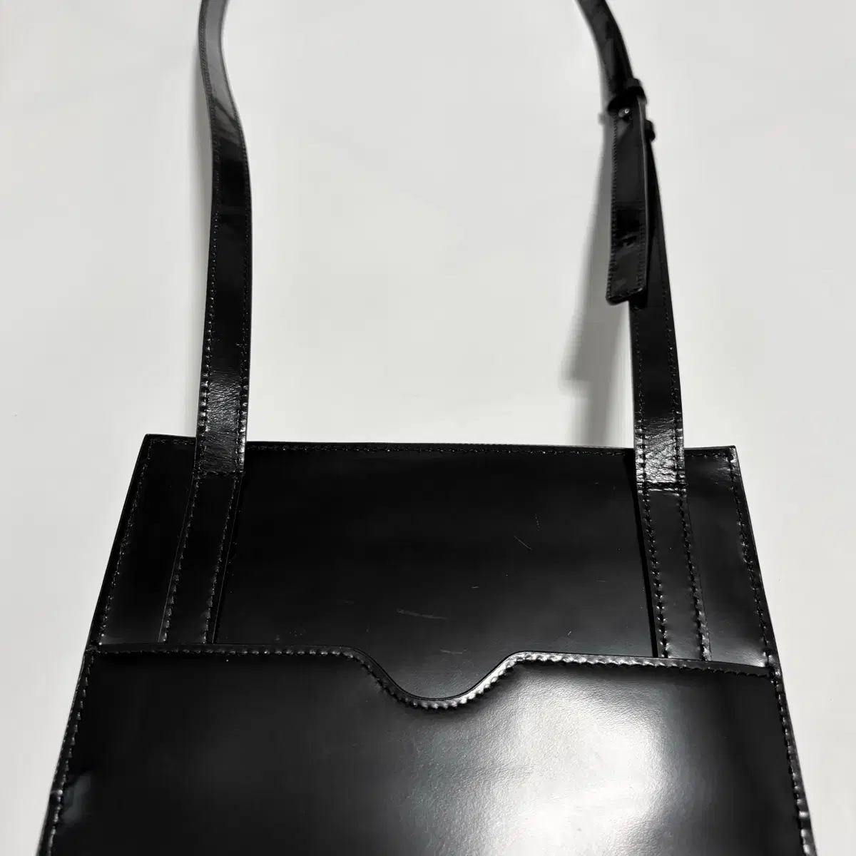 에핑글러 BOBU TAP BAG - BLACK