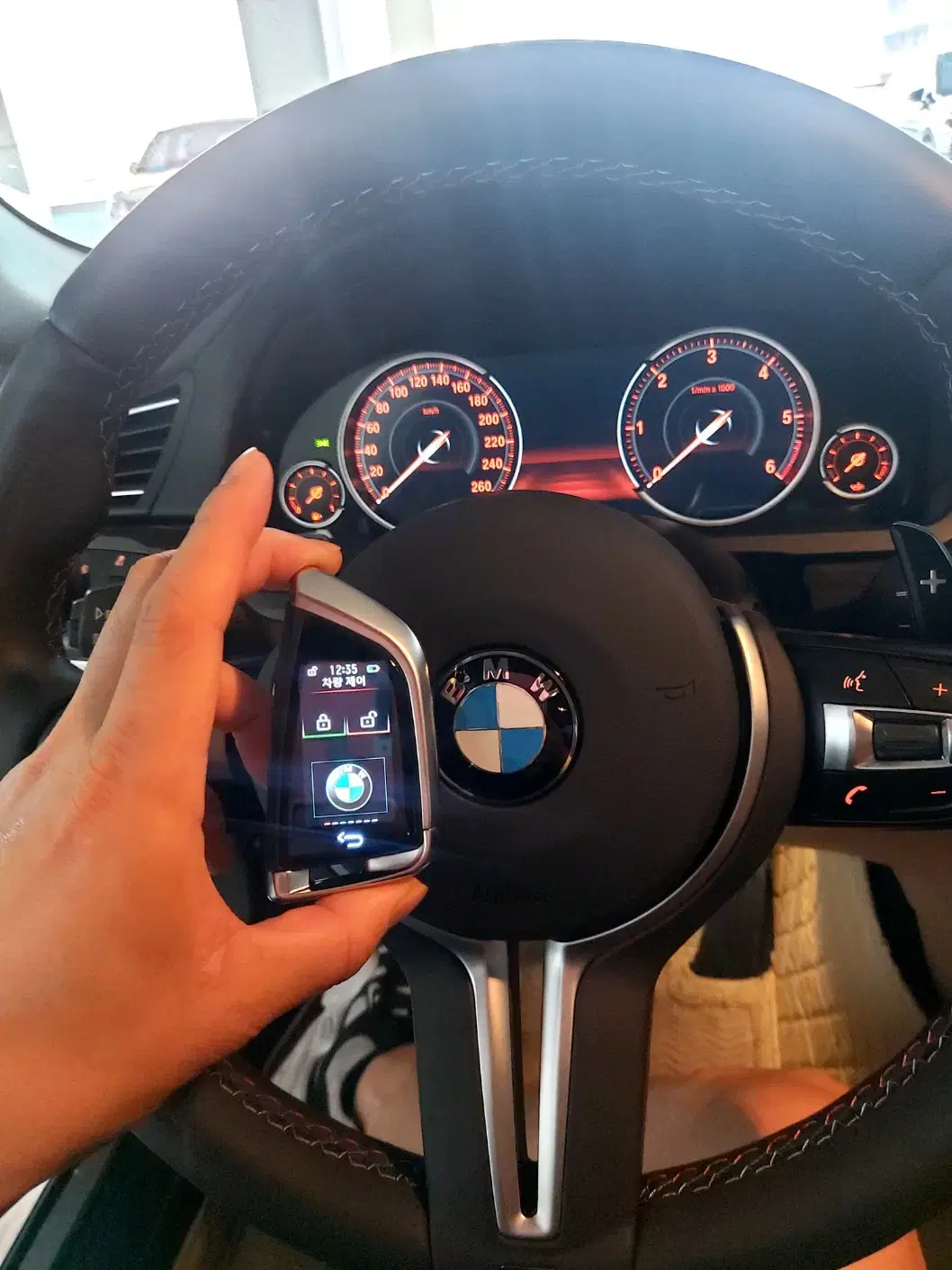 BMW 전연식 구형 준신형 차량키 원격시동 기능 탑재 디지털키 개조