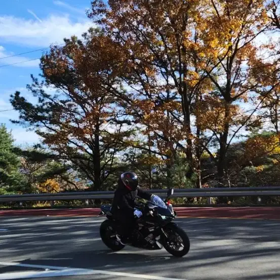 cbr650r 아크라 풀배기 판매합니다