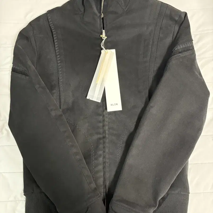 XLIM ep.3 01 jacket black 1size