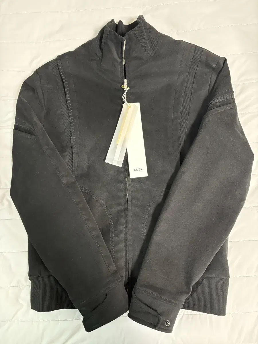 XLIM ep.3 01 jacket black 1size