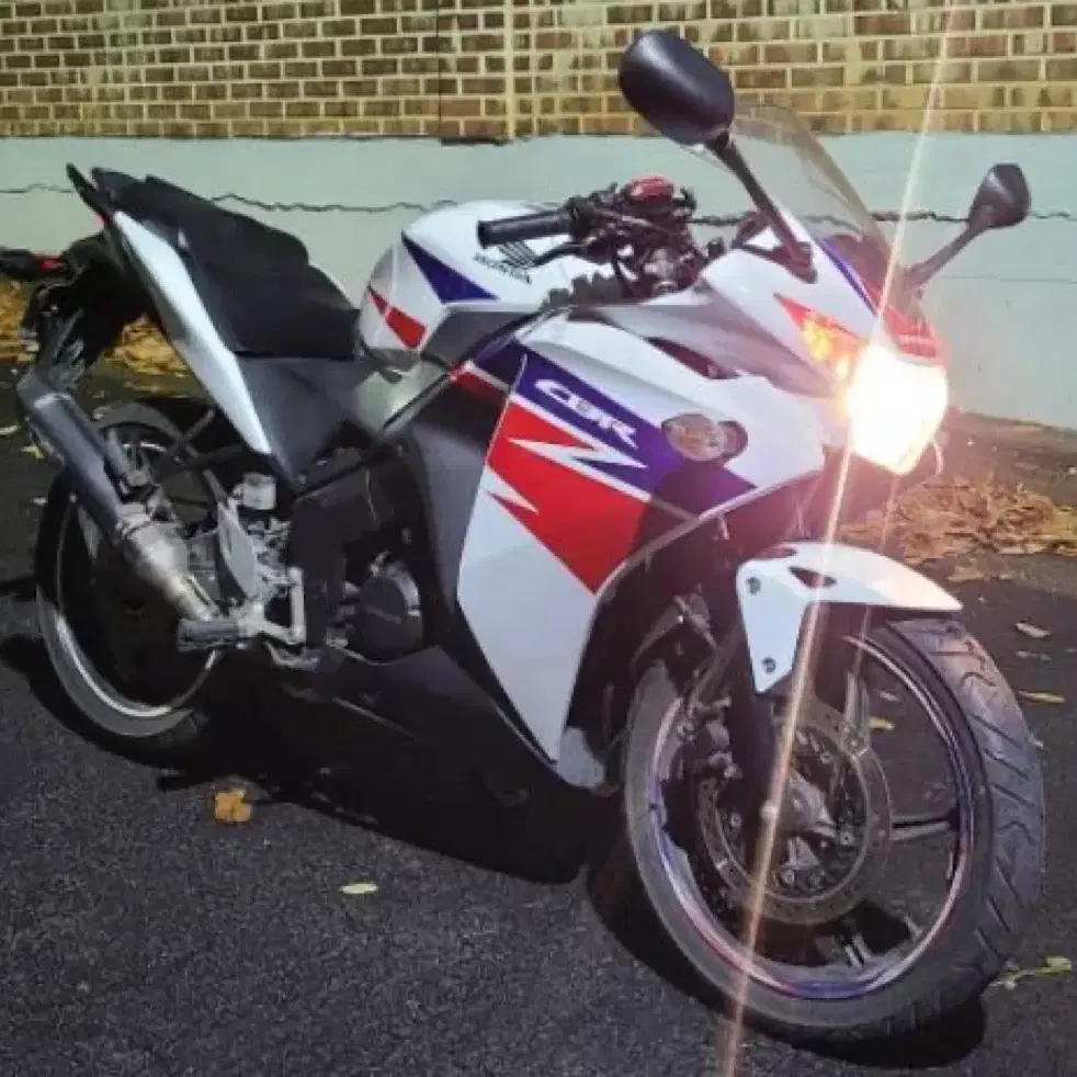 cbr125