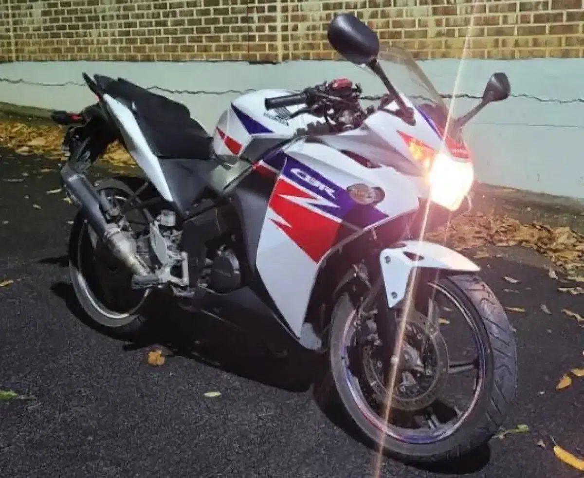 cbr125