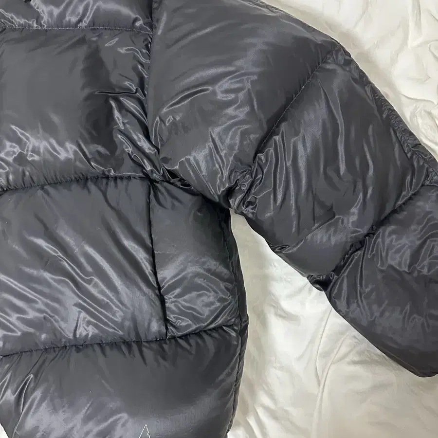 [m] roa hiking heavy down jacket