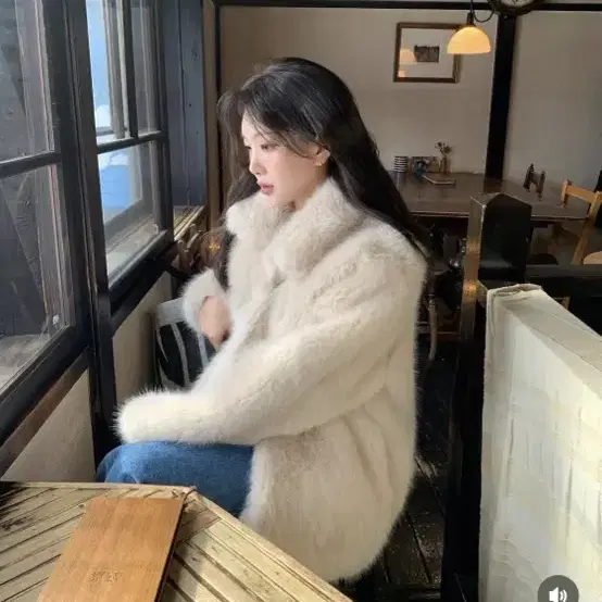 온드민 Mary Half Fur Jacket 퍼자켓 베이지