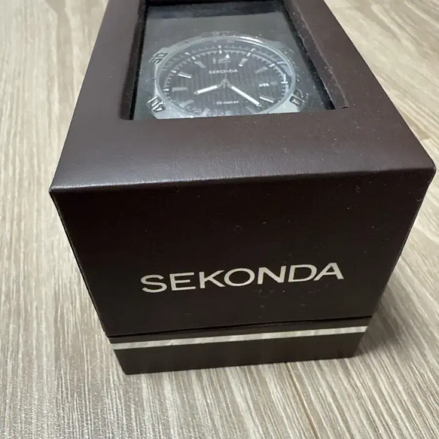 Sekonda 쿼츠 시계 팝니다