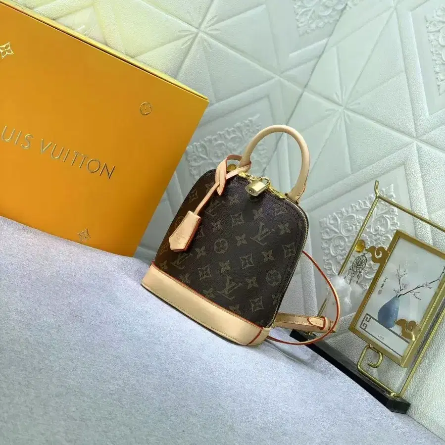 LOUIS VUITTON 백팩