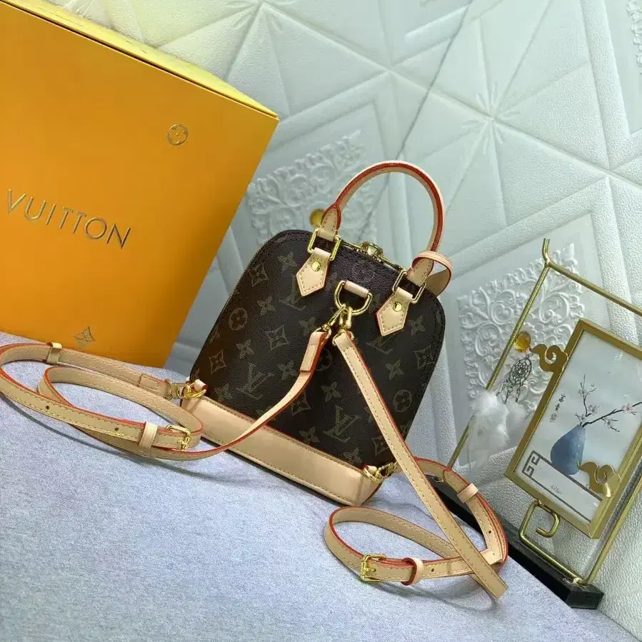 LOUIS VUITTON 백팩