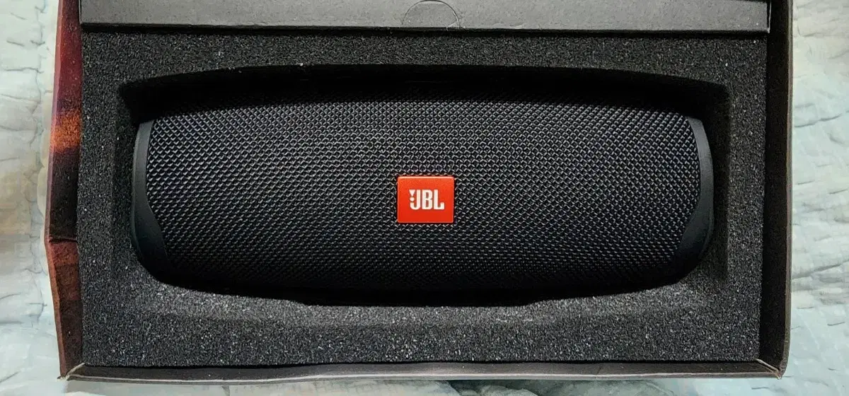 JBL 차지 4  블루투스 스피커 새상품급