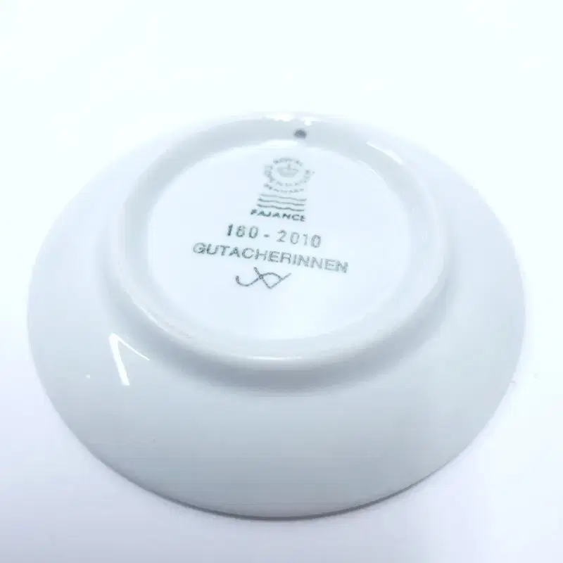 ROYAL COPENHAGEN 로얄코펜하겐 구타흐 플레이트 PM A809