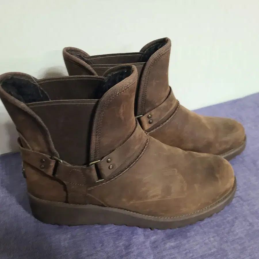 UGG 부츠 GLEN 240