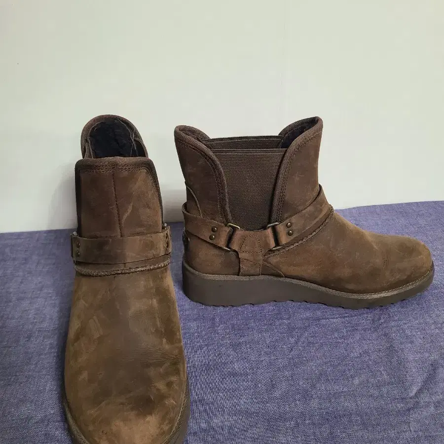 UGG 부츠 GLEN 240