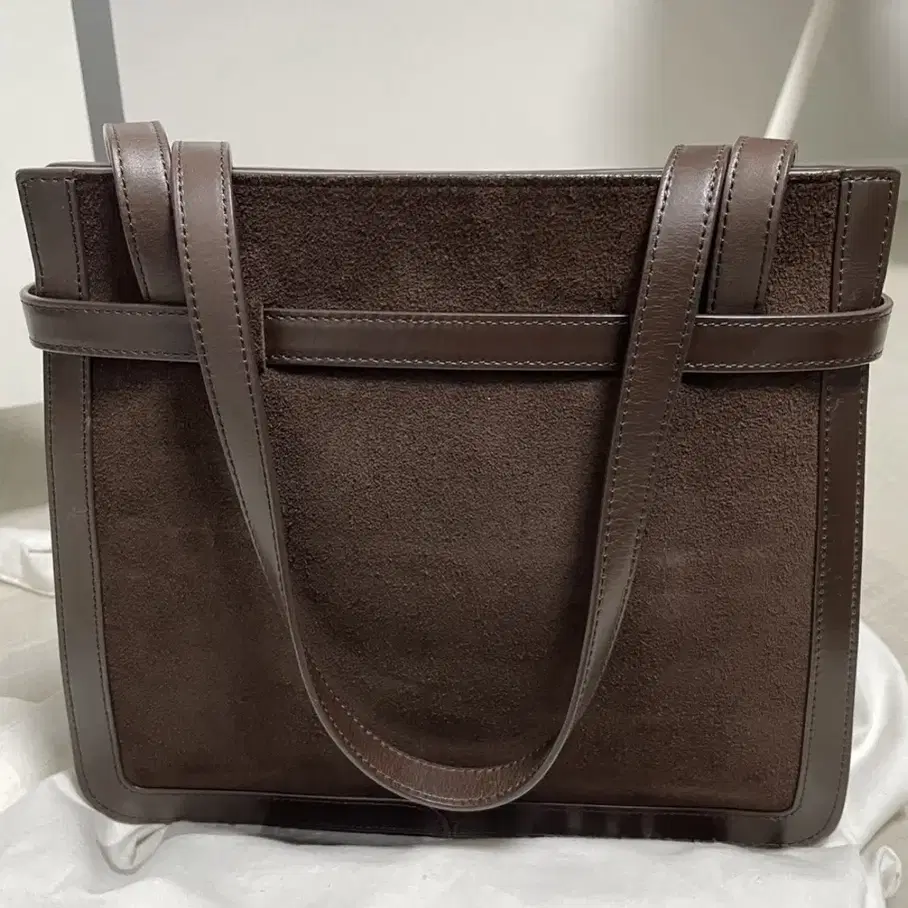 호와스 헨리백 스웨이드 henry bag brown