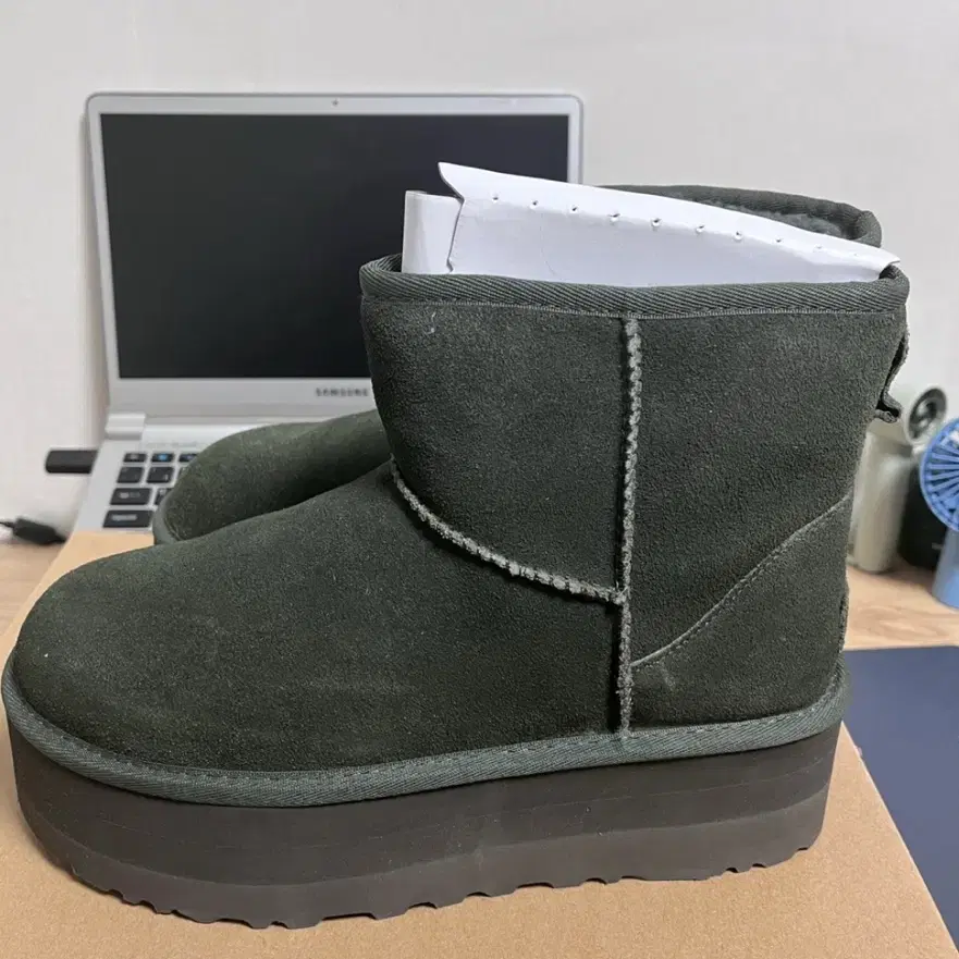 미국 Ugg 어그 미니 플랫폼 부츠 8size