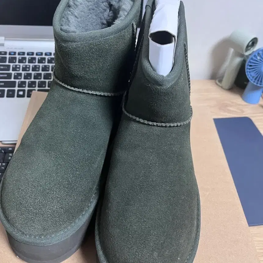 미국 Ugg 어그 미니 플랫폼 부츠 8size