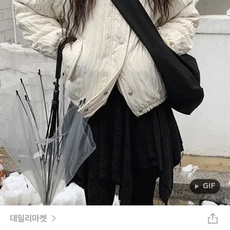 데일리마켓 후드 패딩