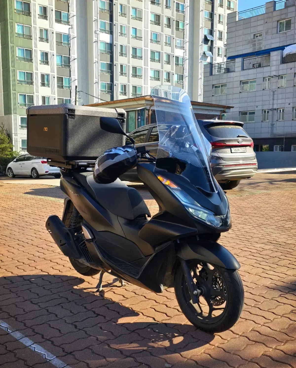 23년식 PCX125 ABS 배달세팅 1만키로 팝니다