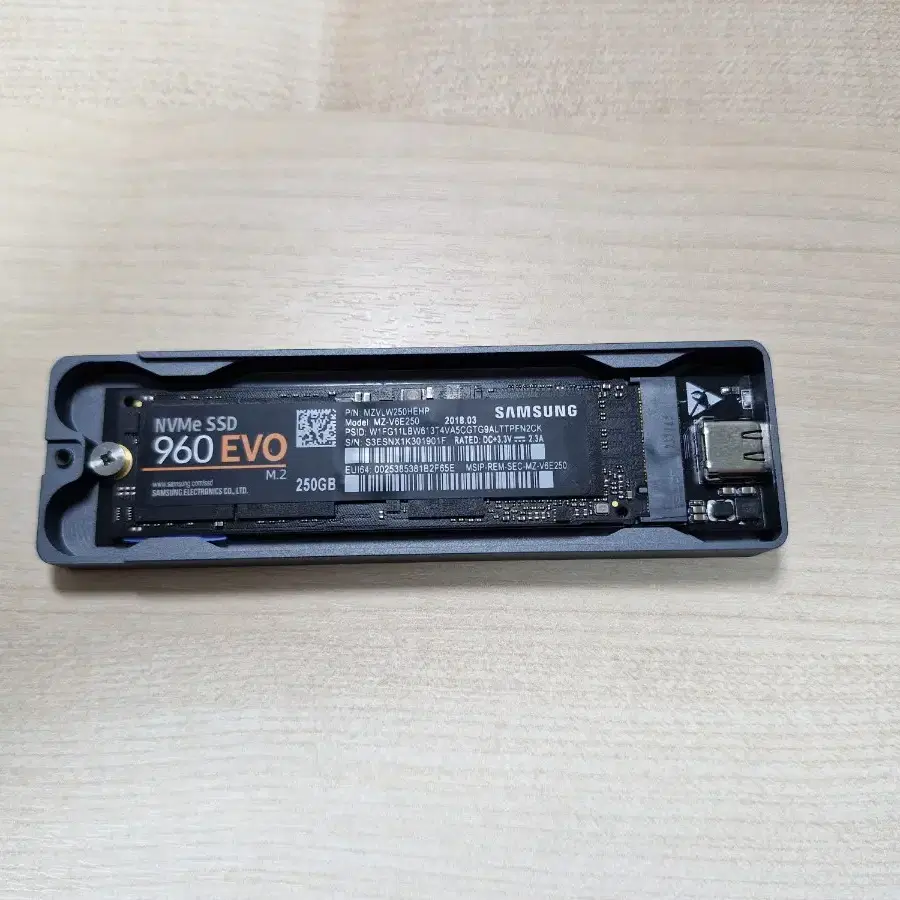 초고속 USB 외장 SSD 256GB