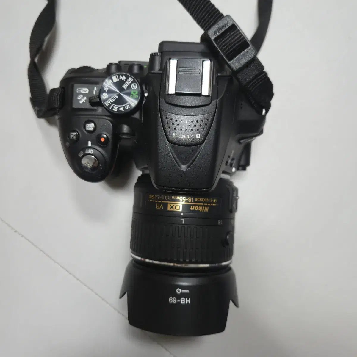 니콘 D5300 DSLR