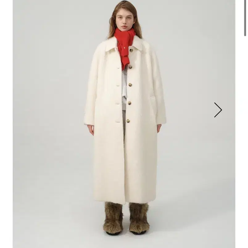 더바넷 코트 Snow White Belted Balmacaan Coat