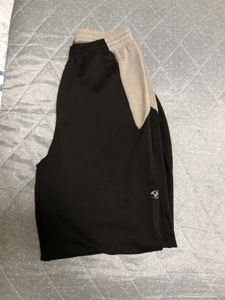 San San Gear 21FW Track Pants Black