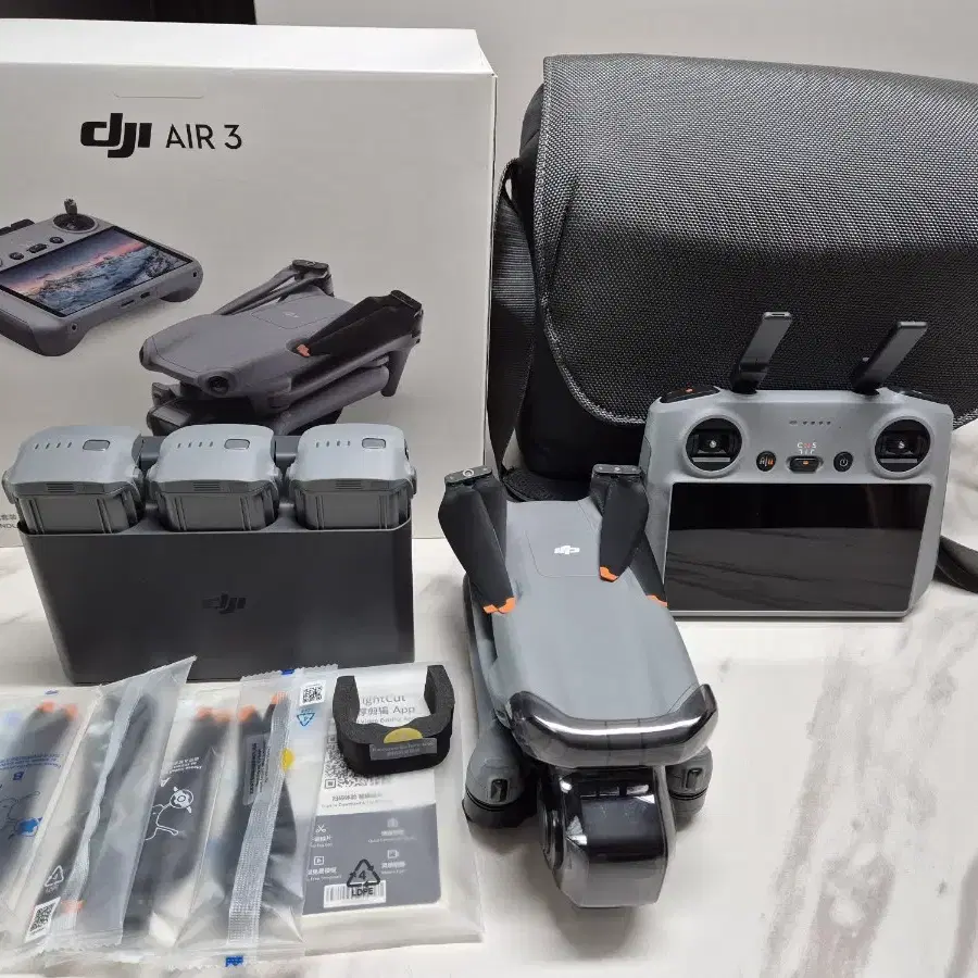 dji air3 플라이모어 콤보 + dji rc2 촬영용 드론