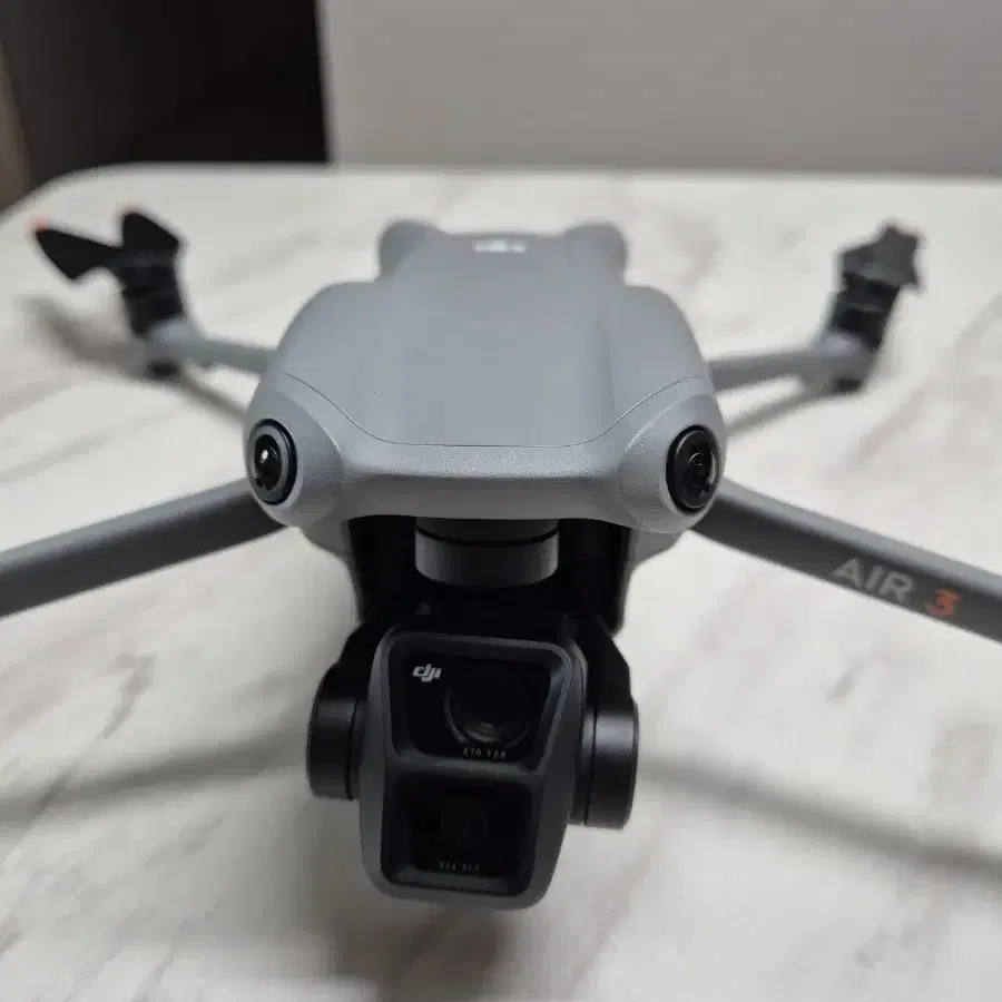 dji air3 플라이모어 콤보 + dji rc2 촬영용 드론