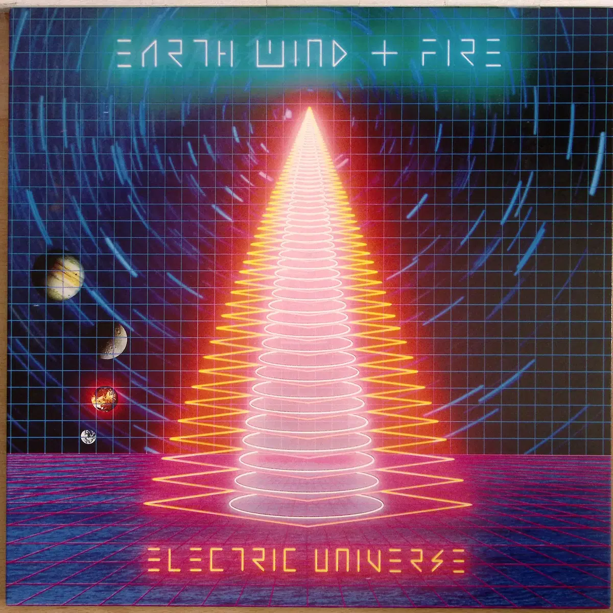 Earth, Wind & Fire - Electric Universe