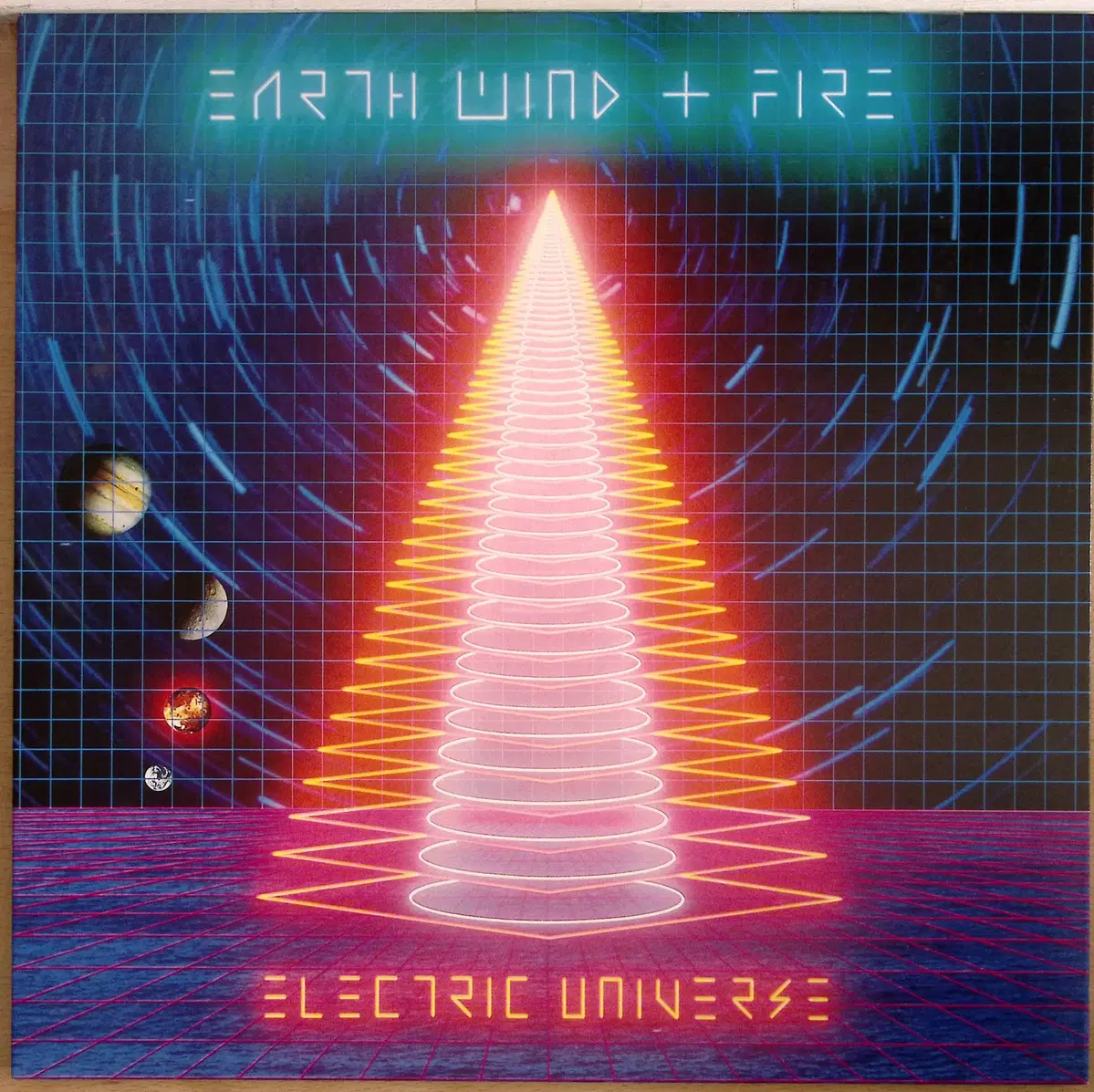 Earth, Wind & Fire - Electric Universe