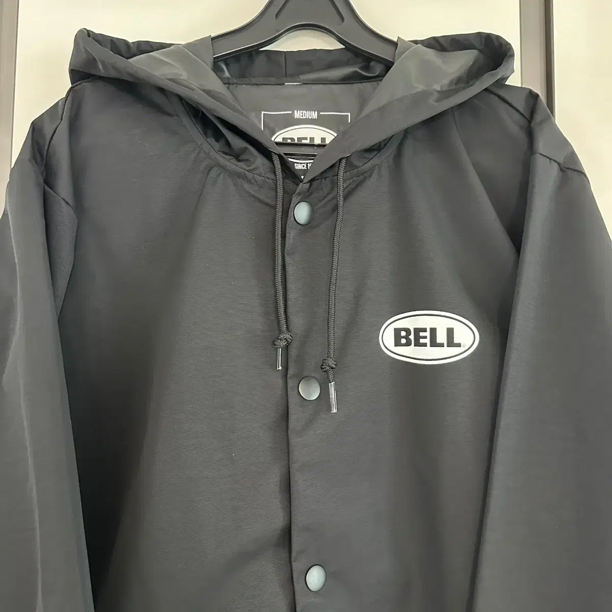 벨 후드 코치자켓 M사이즈 블랙 새상품 판매합니다  BELL JACKET