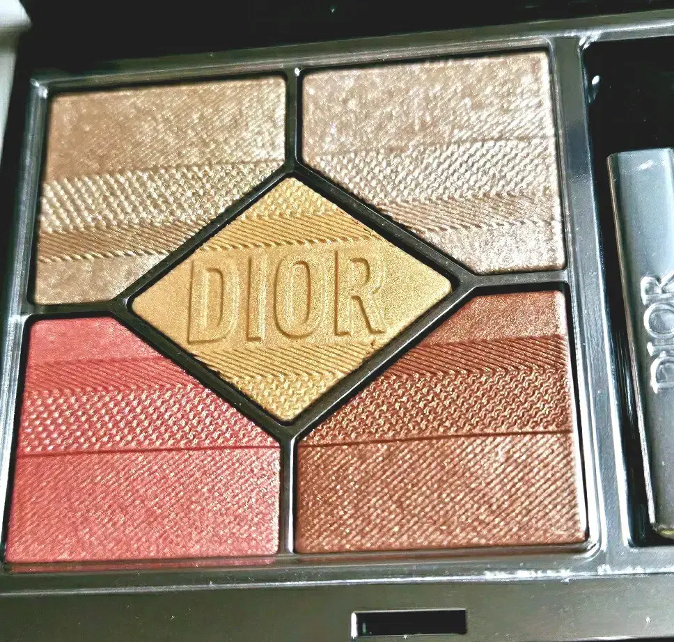 Final Price) New product) Dior 2024 Plan de Paris Eyeshadow 5 Couleurs 5 Color