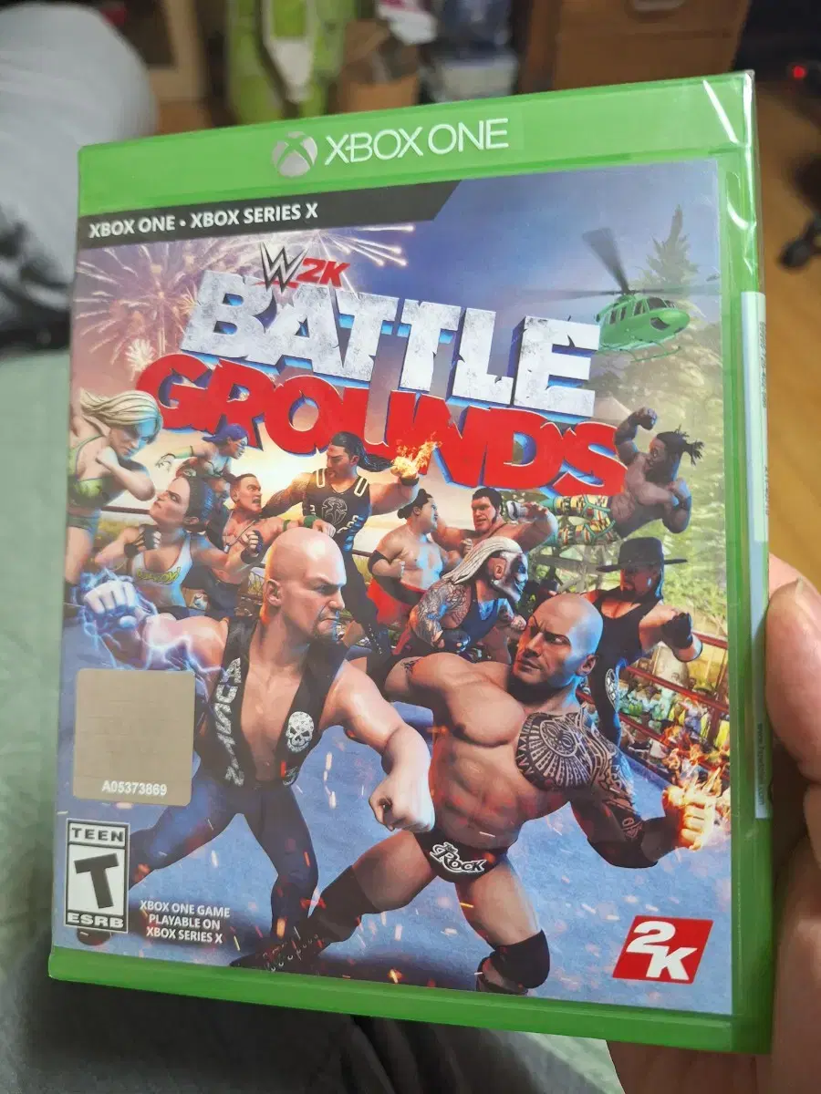 (가격재인하)xboxone wwe2k배틀 그라운드 새제품 싸게 팝니다