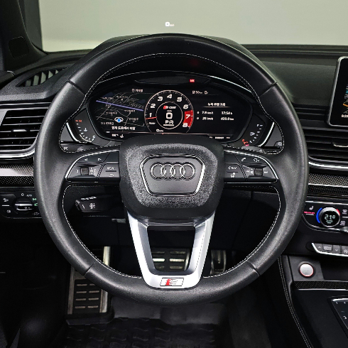 아우디 SQ5 (FY) 3.0 TFSI 콰트로